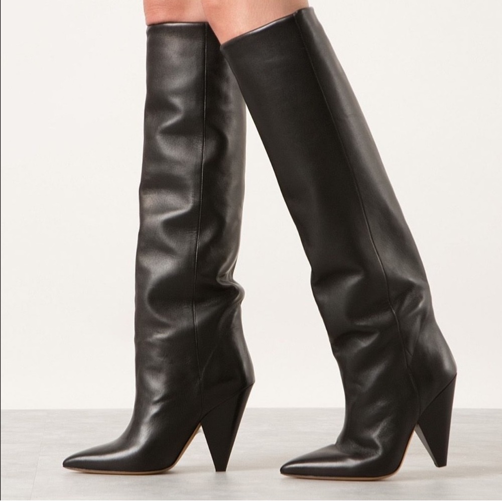 Isabel Marant stunning 🤩 knee high boots. Size euro 39 fits a tight US 8